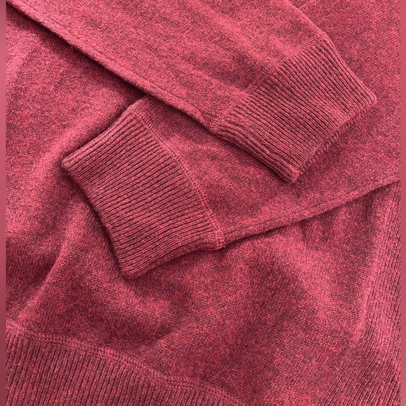 RAFFI Men's 100% Cashmere Burgundy Crew Neck Sweater, XL - NEW WITH TAGS! - Picture 7 of 14